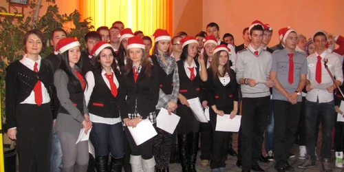 circa 50 de elevi au susţinut astăzi cocnertul la Liceul CFR