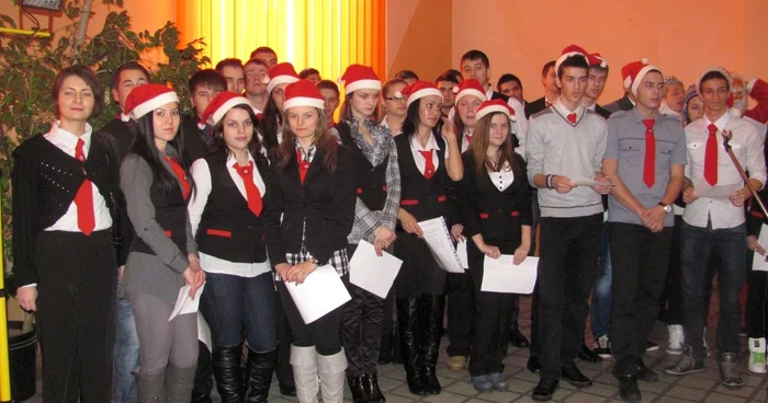 circa 50 de elevi au susţinut astăzi cocnertul la Liceul CFR