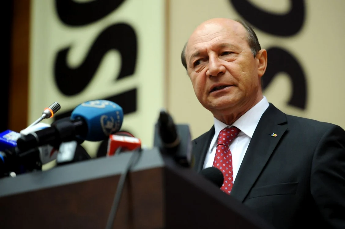 Preşedintele Traian Băsescu a făcut prima graţiere din acest mandat FOTO presidency.ro