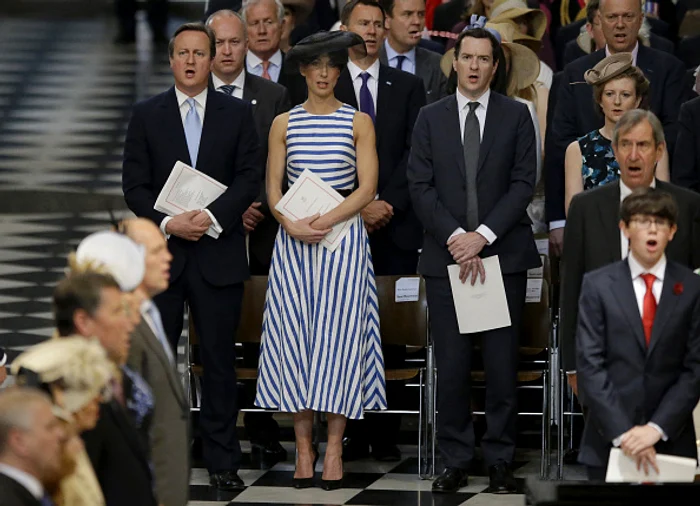 Samantha Cameron a fost criticată pentru că a purtat o rochie fără mâneci