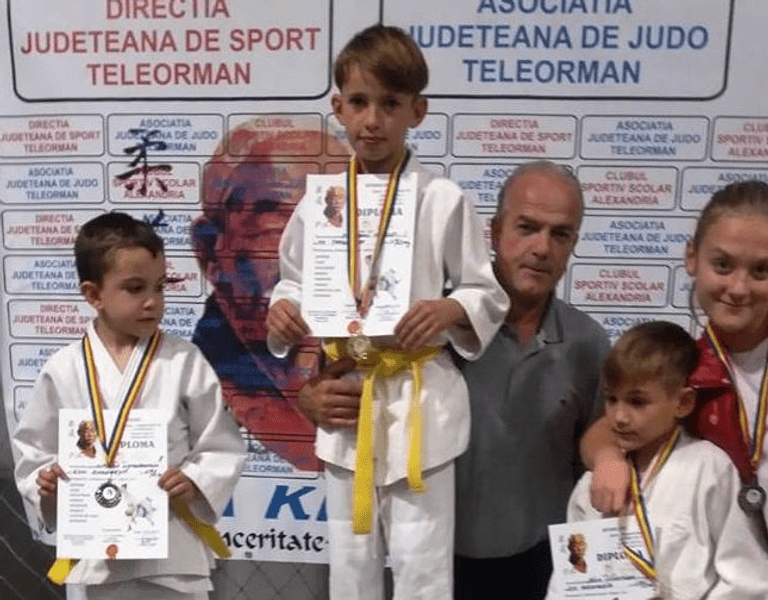 Ilie Torcică, pentru al treilea an la rând campion al României la judo, la categoria veterani