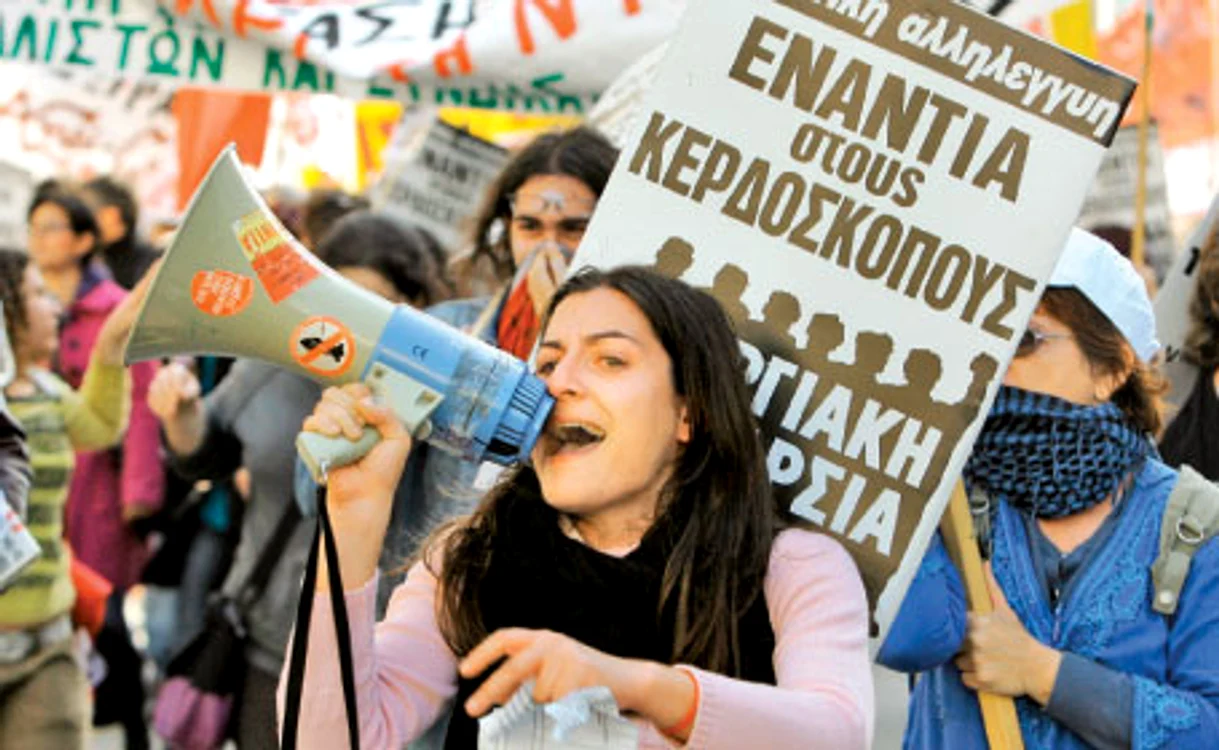 Măsurile de austeritate i-au scos pe greci în stradă