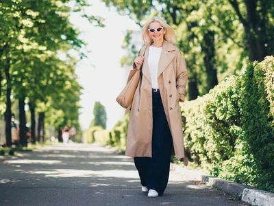 plimbare primavara shutterstock 2509790433 jpg