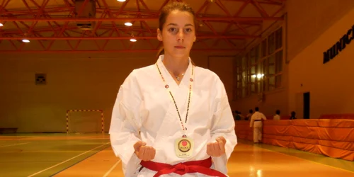 Pentru Raluca karate-ul este mai mult decât o pasiune