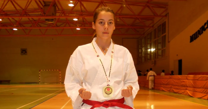 Pentru Raluca karate-ul este mai mult decât o pasiune