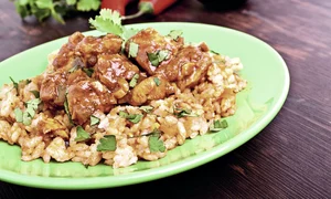 pui thailandez cu sos de curry jpeg