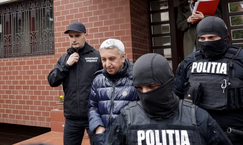Dan Diaconescu ridicat de poliție de acasă 6 aprilie 2023 FOTO INQUAM Photos OctavGanea (4) jpg