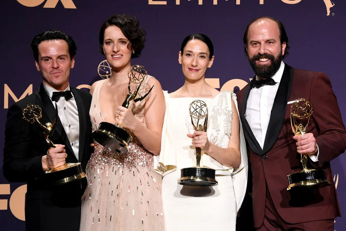 Andrew Scott, Phoebe Waller-Bridge, Sian Clifford, și Brett Gelman,