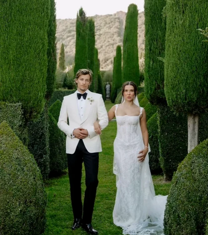 Millie  si Jake PNG