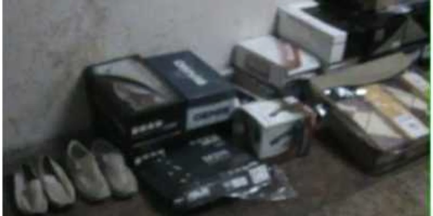 Pantofii furaţi au fost predaţi prorietarului de către jandarmi