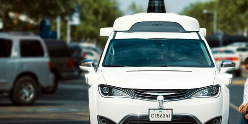 Mașină autonomă Waymo One png