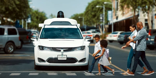 Mașină autonomă Waymo One png