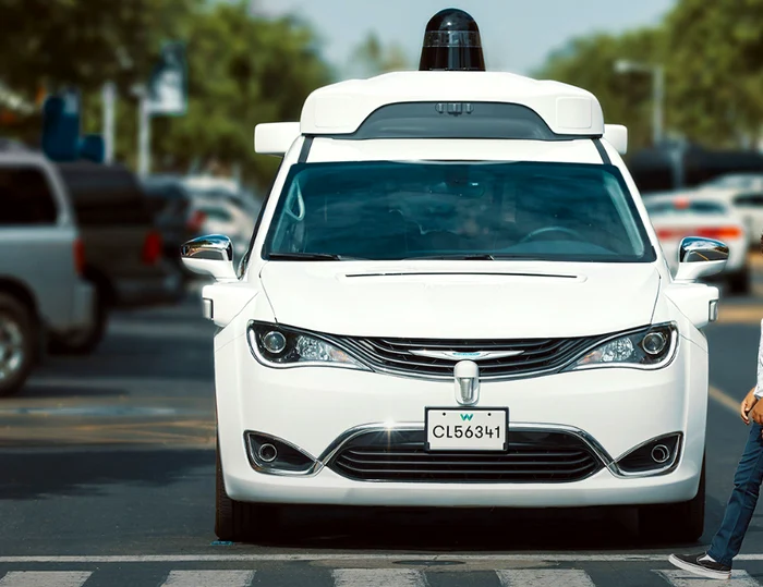 Mașină autonomă Waymo One png