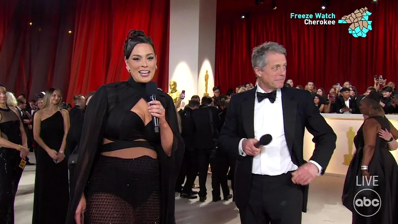 Ashley Graham și Hugh Grant, Profimedia (2) jpg