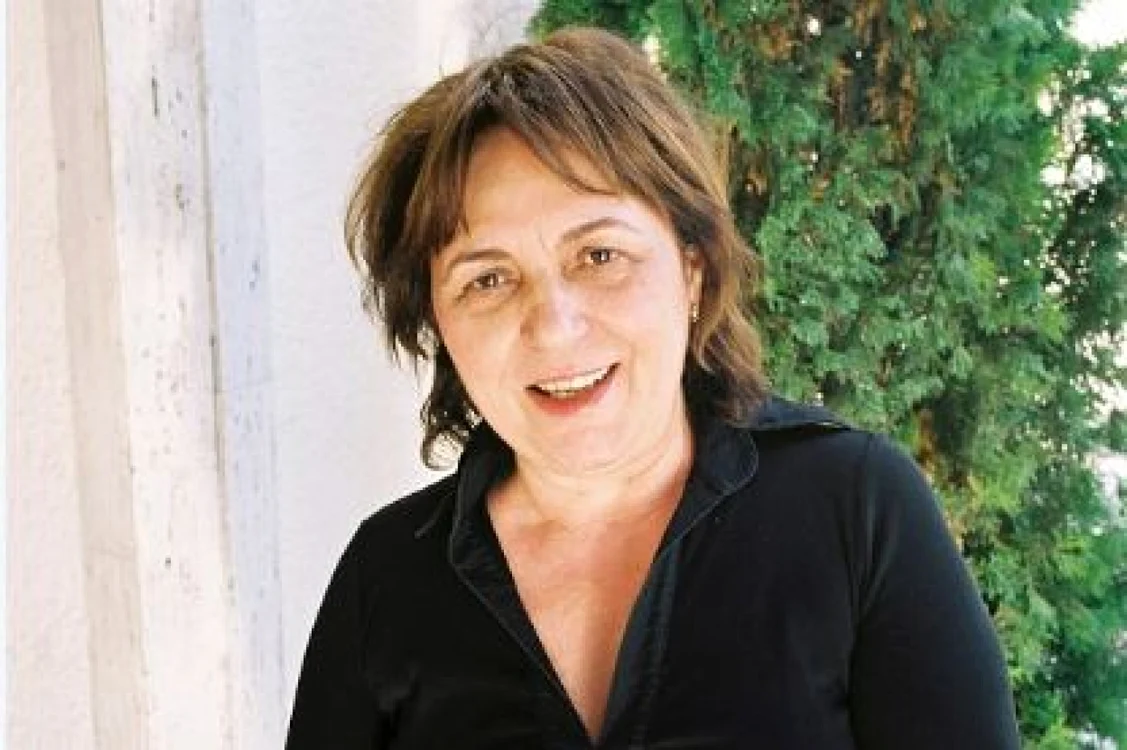Cititorii o pot întâlni marţi, la Cărtureşti, pe autoarea Gabriela Adameşteanu