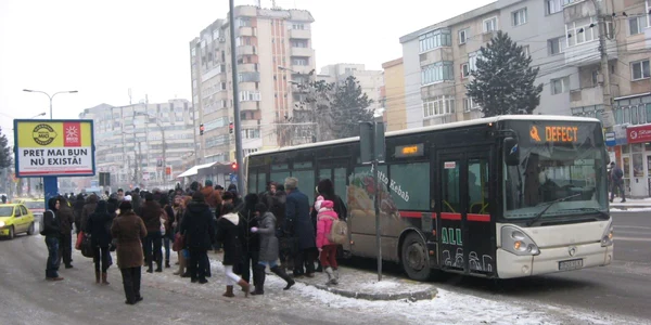 Transportul electric presupune achiziţia de noi autobuze