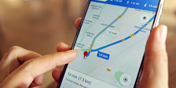 Aplicația Google Maps pe smartphone FOTO Shutterstock (1) jpg