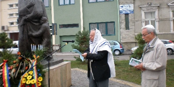 Mureşenii sunt aşteptaţi diseară la Flash Mob-ul ce marchează Ziua Internaţională Împotriva Fascismului şi Antisemitismului