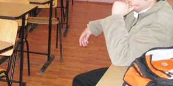 Profesorii vor primi catedre  la alte şcoli din judeţ