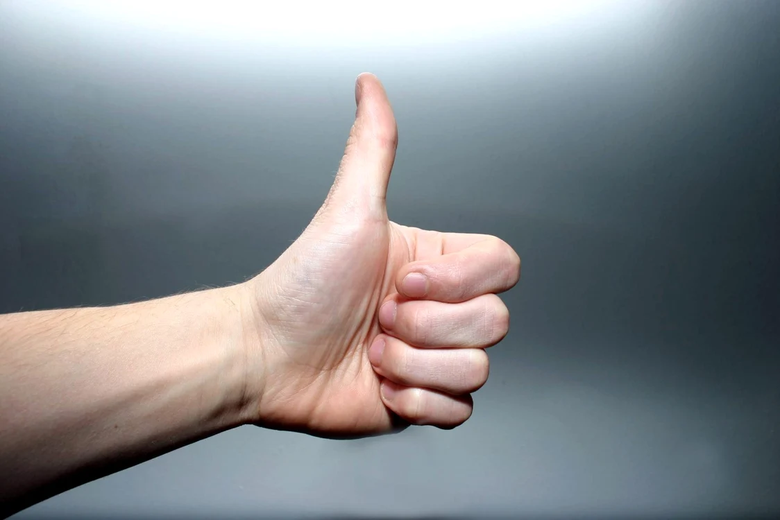 Nu vei câştiga niciodată aprecierea cuiva dacă cerşeşti apreciere. FOTO hypnosisabc.com