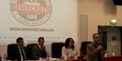 Prima dezbatere publică pentru funcţia de rector al UBB