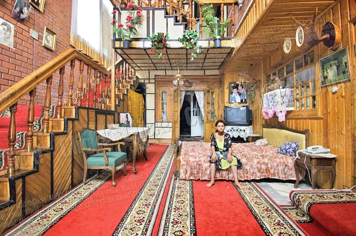 “Haicea dorm eu noaptea”