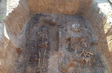 Mormântul descoperit în cimitirul medieval de la Gnezdilovo 
