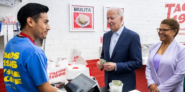Joe Biden cumpără mâncare mexicana 13 octombrie 2022 Los Angeles Foto AFP