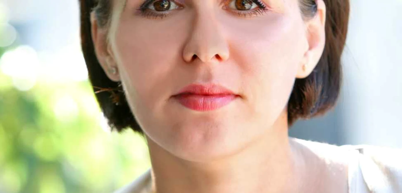 Nicoleta Butnaru, redactor şef adjunct 