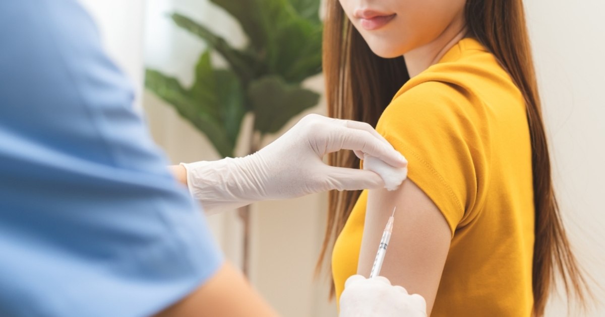 Motivul pentru care încă poți face gripa A chiar dacă ești vaccinat? Explicația unui medic român