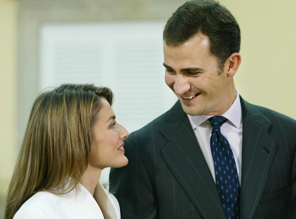 O imagine candidă cu cuplul regal spaniol din 2004. FOTO: Profimedia