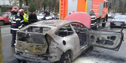 Incendiu autoturism