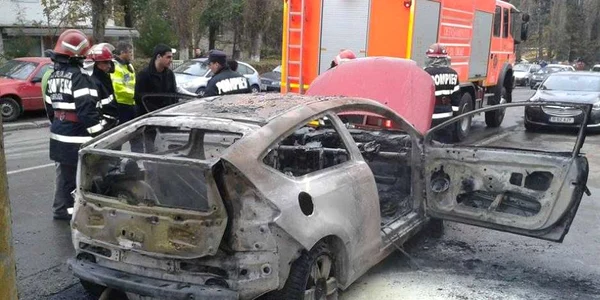 Incendiu autoturism 