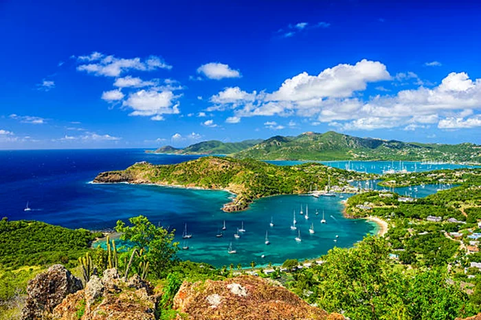 Antigua are 365 de plaje / foto: IStock
