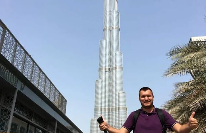 în Dubai FOTO
