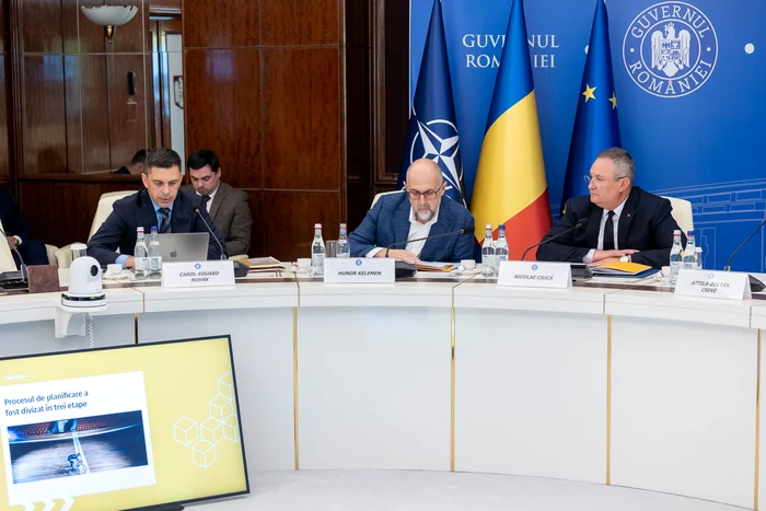 Participarea premierului la prezentarea proiectului Strategie Națională pentru Sport FOTO: GOV.RO