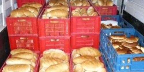 Reşiţa: Păine de la Gârbovăţ şi Bănia transportată fără acte de provenienţă
