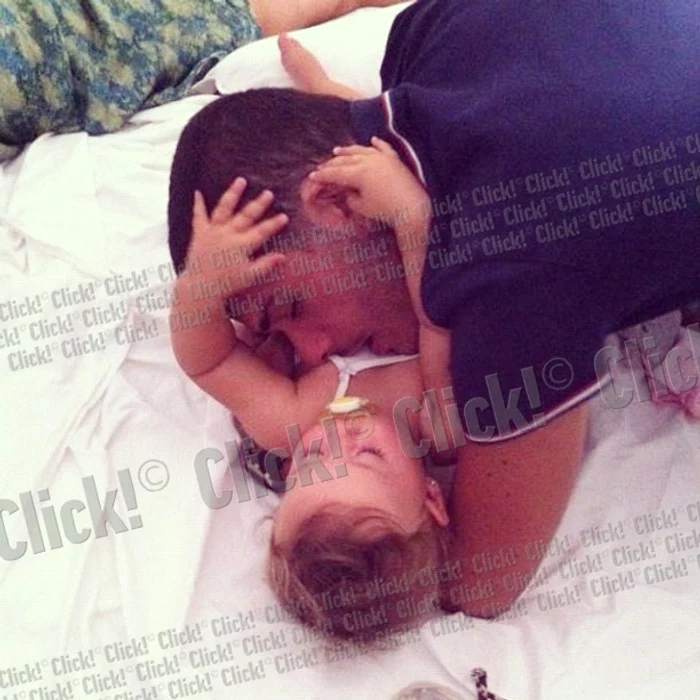 Antonia a postat imaginile pe o reţea de socializare