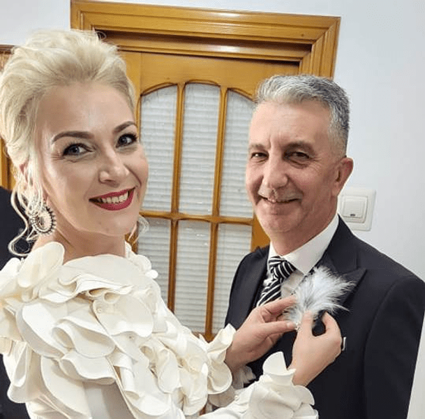 Nuntă politică la Focșani: Viceprimarul PNL se mărită. Naș este fostul ministru „Grindă“