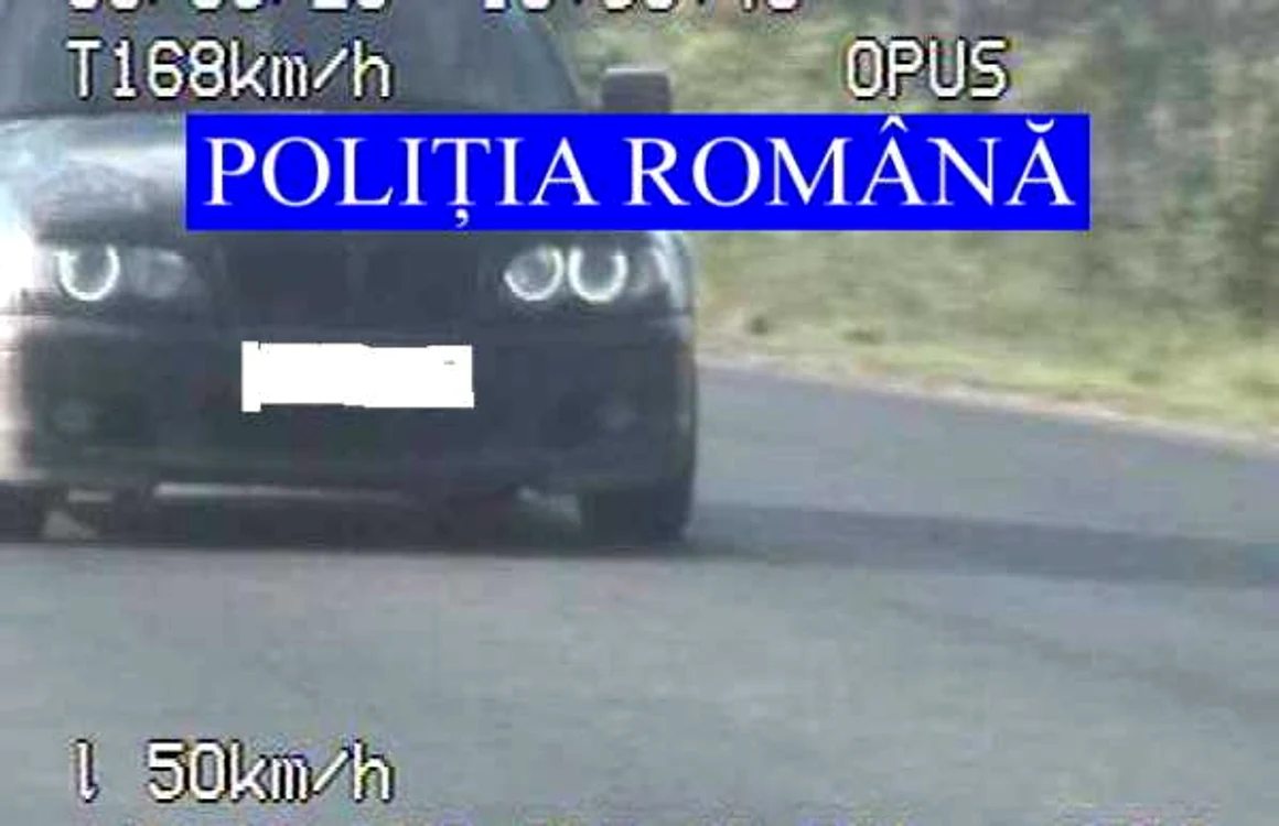 Bărbatul surprins  rulând cu 168 km/h s-a ales cu o amendă usturătoare şi cu permisul suspendat Foto: IPJ Galaţi