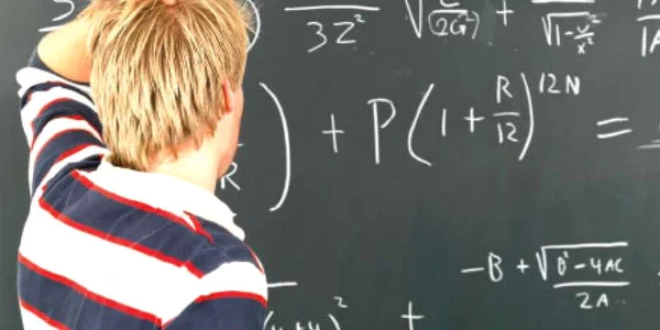Elevii şi profesorii pot primi drept premiu şi excursii în Turcia