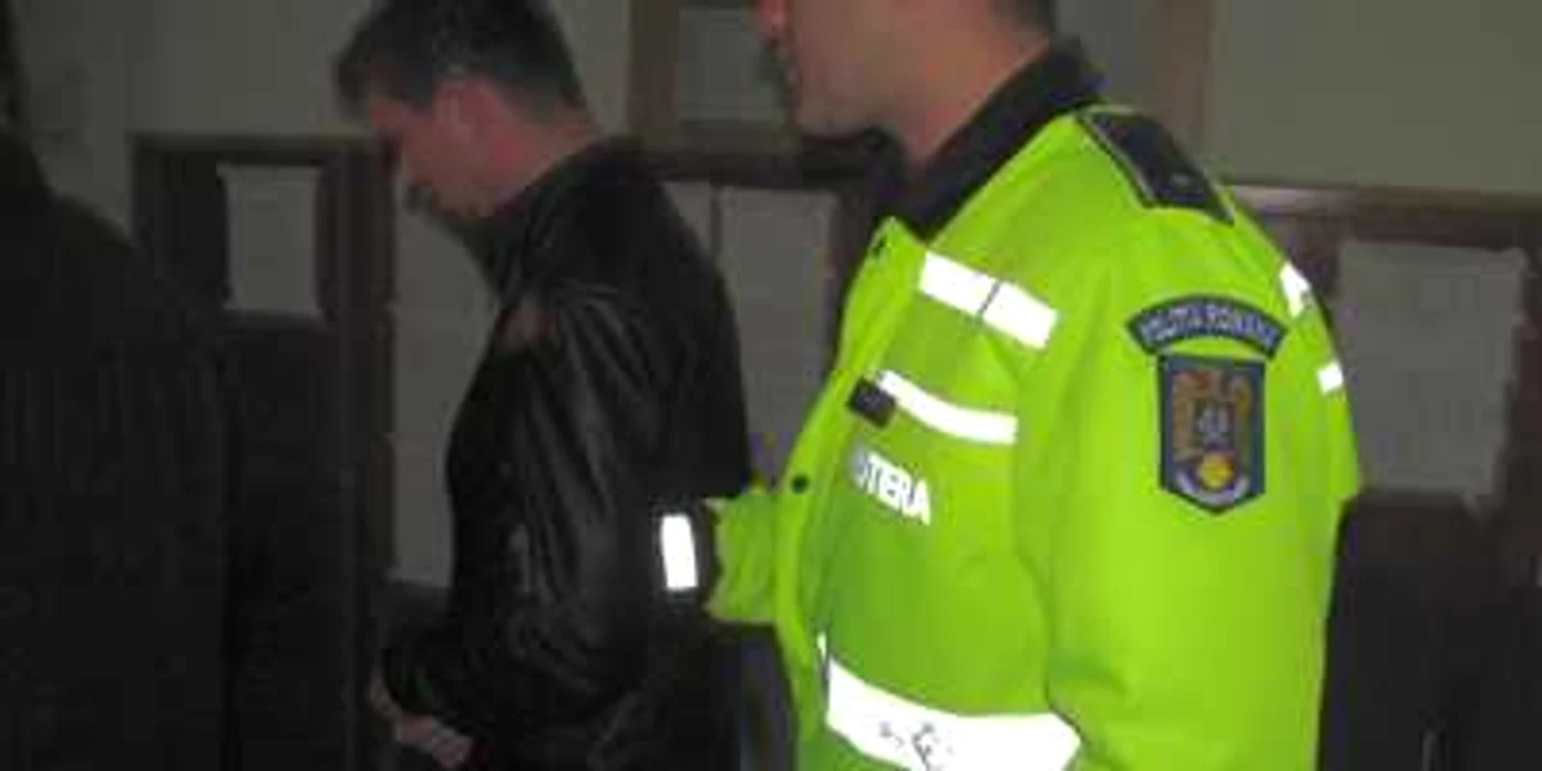 Calman Gabor Zsolt la ieşirea din sala de judecată 