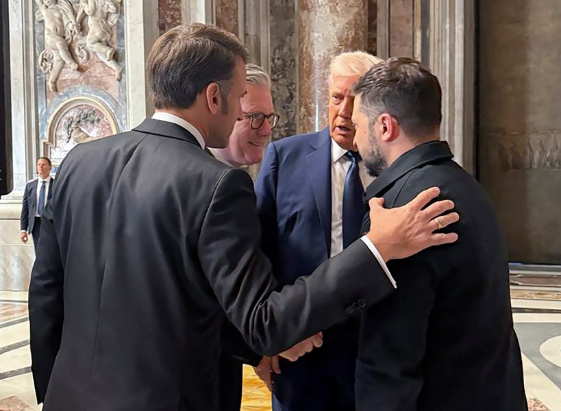 Macron avertizează Moscova, după discuțiile de la Vatican: În următoarele zile „vom crește presiunea asupra Rusiei”