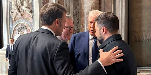 Macron, Starmer, Zelenski și Trump în Bazilica Sfântul Petru FOTO EPA EFE jpg