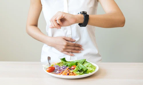 mâncare  foto   Shutterstock jpg