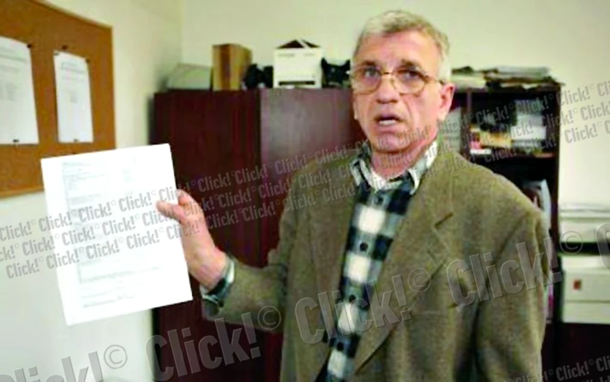 Braşoveanul s-a  urcat, marţi,  pe un panou  publicitar