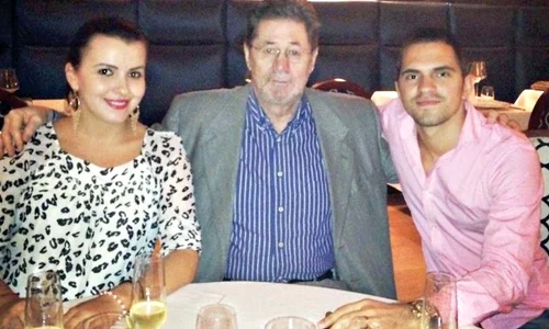 Alexandra şi Corneluş  au devenit părinţi  în urmă cu o lună jpeg