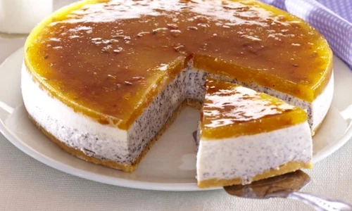 prajitura cu crema de branza si jeleu 580x400 jpeg