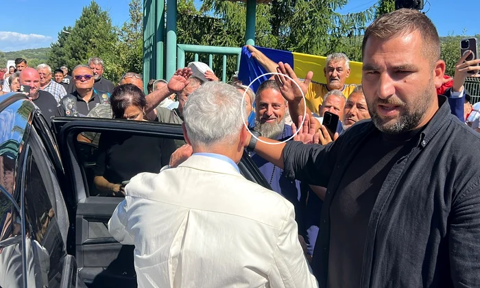 preot fals calin georgescu in jud iasi la manastirea dobrovat jpeg