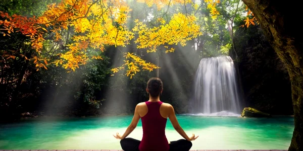 Meditatie - yoga - relaxare  FOTO 123 RF 